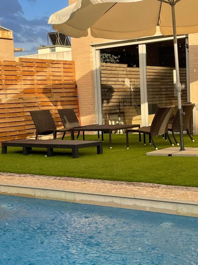 Valdevebas Chalet Con Piscina Madrid Exterior photo