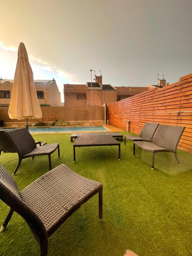 Valdevebas Chalet Con Piscina Madrid Exterior photo