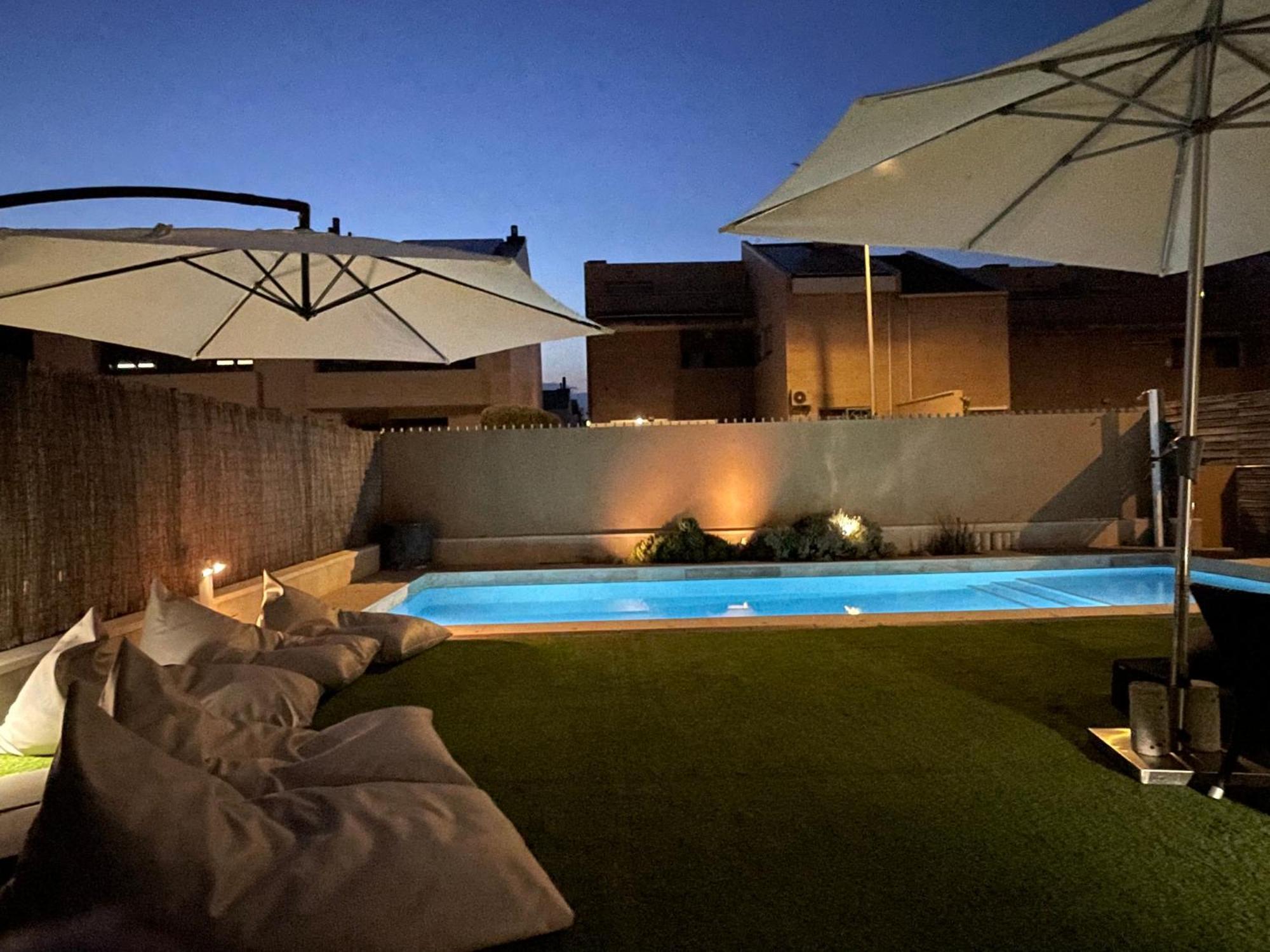 Valdevebas Chalet Con Piscina Madrid Exterior photo