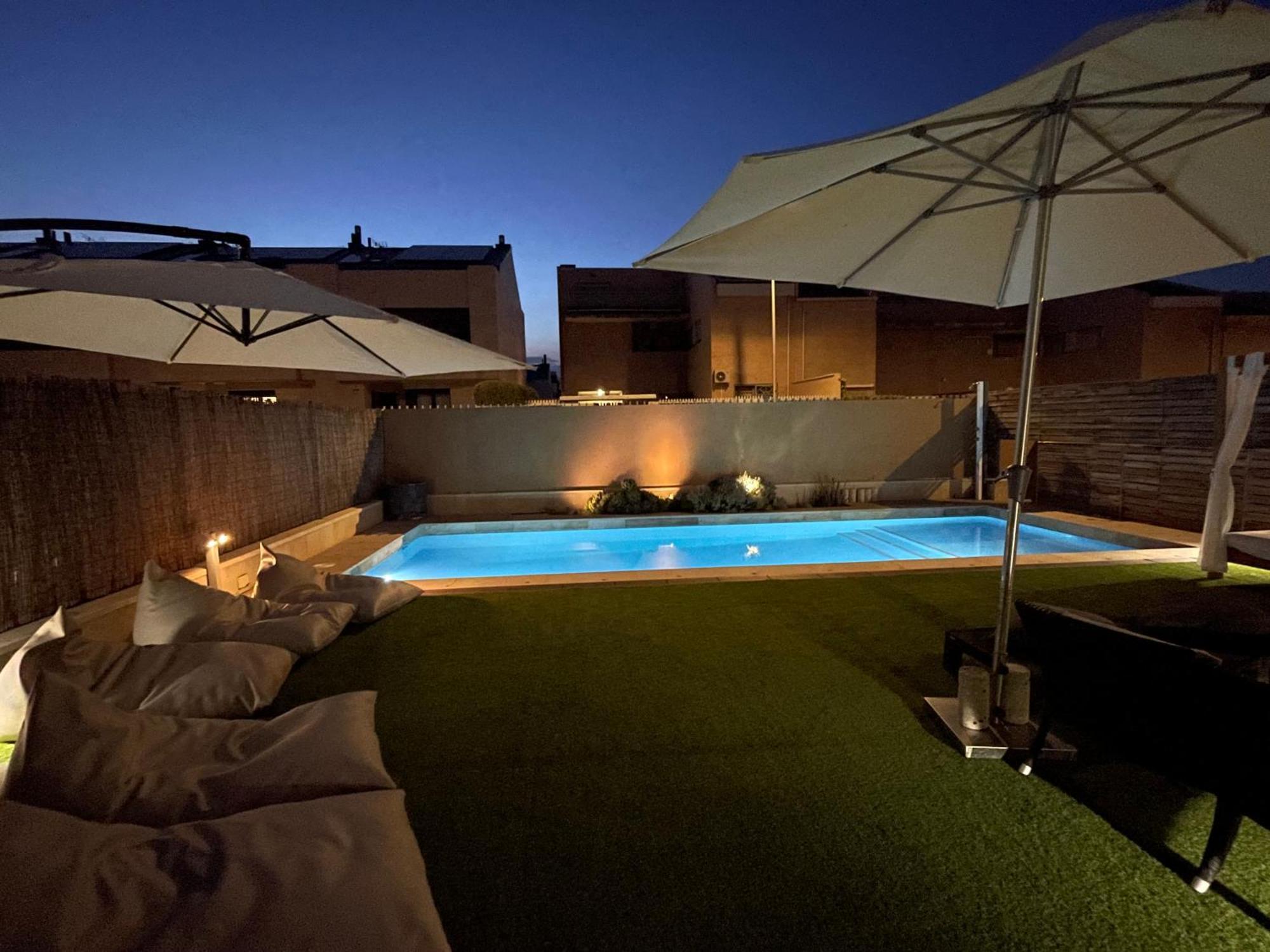 Valdevebas Chalet Con Piscina Madrid Exterior photo